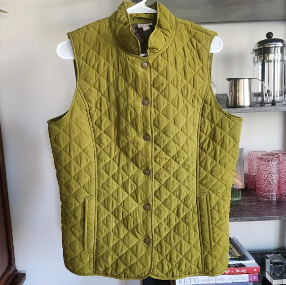 Gorgeous Green J.Jill Quilted Vest Medium Snap Front Pockets Warm - Picture 1 of 11